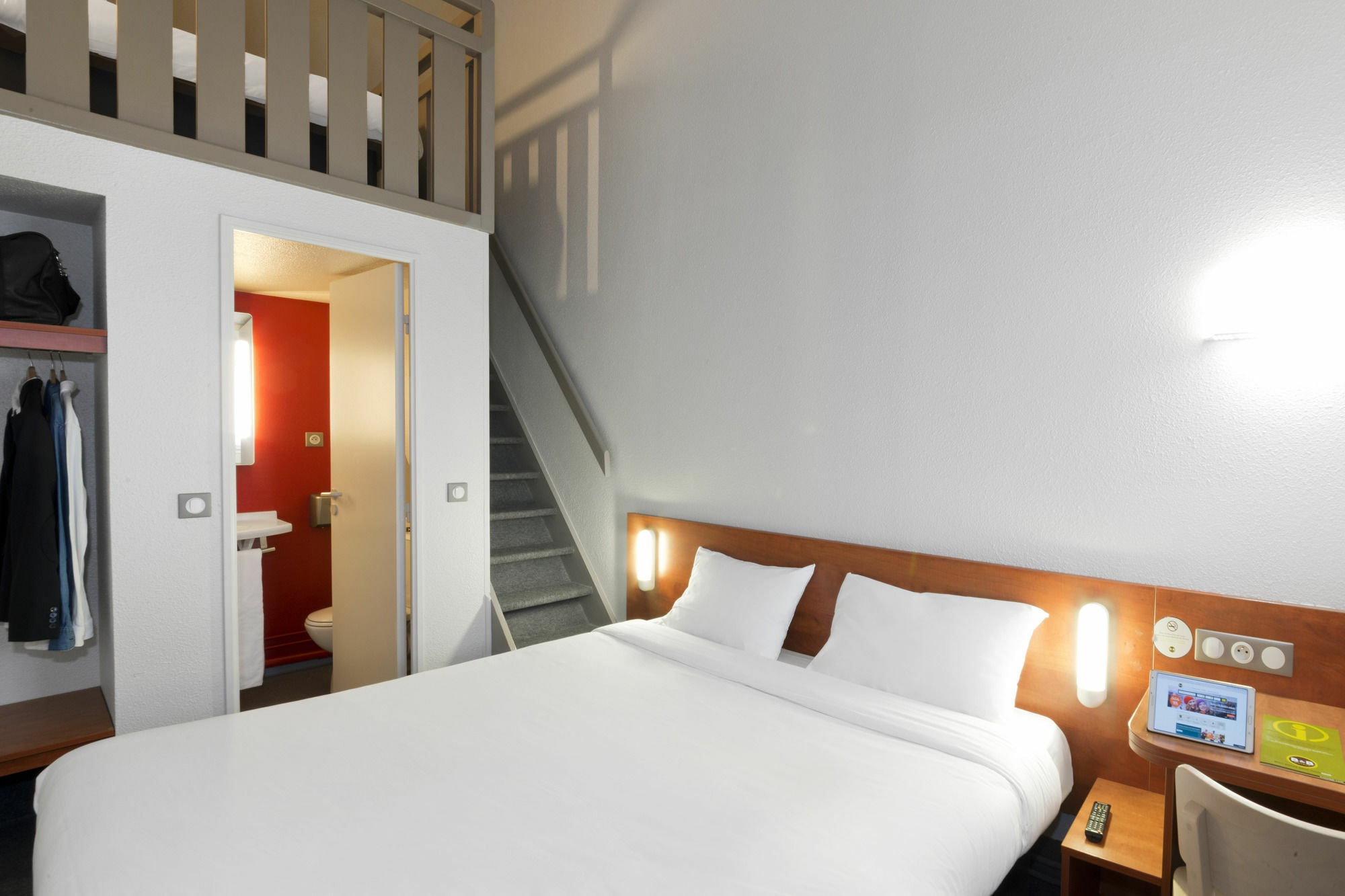 B&B Hotel Angers 1 Бокузе Екстер'єр фото